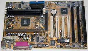    Pentium II SLOT 1 Asus P3V133