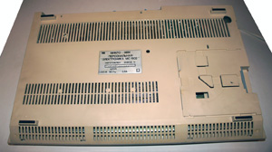 Оригинальный компьютер Электроника МС1502 вид снизу