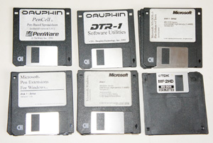 Дискетты с программами от планшетного ноутбука Dauphin DTR-1