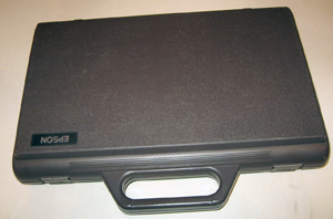 Epson HX-20 в пластиковом чемоданчике вид снаружи