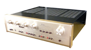  Accuphase E-204