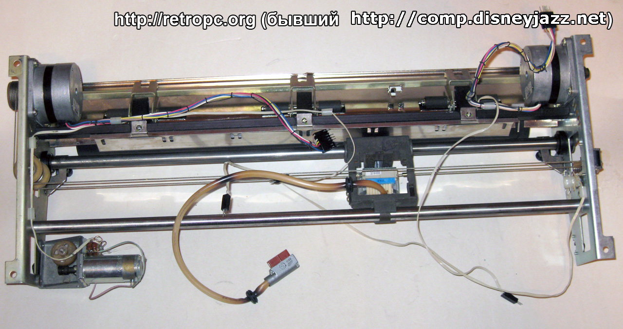 Механизм коретки, головки, картриджа и барабана у Принтера матричного СМ 6337 И вид сверху-спереди