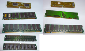 Набор разнообразных планок памяти типа SIMM на 72 pin, DIMM и SO-DIMM