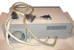 Блок дисководов с винчестером от компьютера ЕС-1841 вид сзади в сборе