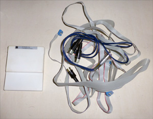 Запоминающее устройство и кабели к оригинальному компьютеру Электроника МС1502 белому