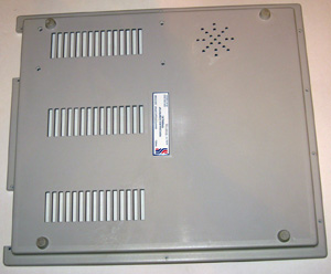 Крышка нижняя от Персонален компютър Правец 8С с маркой компьютера