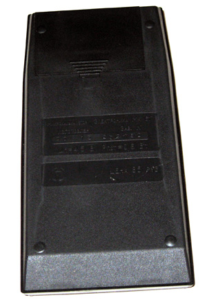 Калькулятор Электроника МК 61 вид снизу