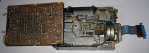 Дисковод Электроника НГМД 6021 вид изнутри 3