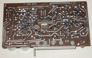 Синтезатор Электроника ЭМ-04 - блок номер два вид сзади