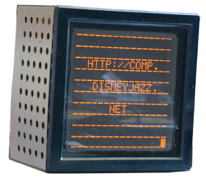 Индикатор Электроника МС6205 в рабочем состояниис рекламой сайта http://comp.disneyjazz.net