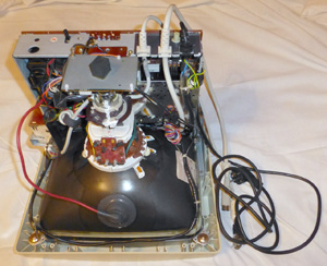 Монитор от Amstrad PC1640DD со снятой задней крышкой