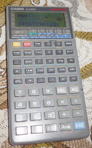 Калькулятор Casio FX-6300G в рабочем состоянии