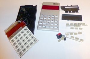 Калькулятор Электроника МК-33 изнутри