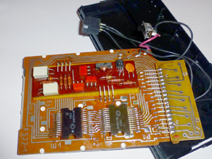 Калькулятор Электроника МК-33 изнутри - вид на основную плату