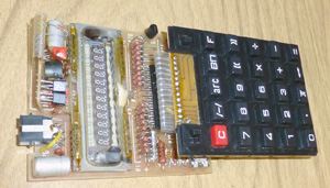 Калькулятор Электроника МК-35 изнутри