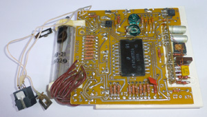 Блок электроники калькулятора Электроника Б3-18М - вид на основную микросхему