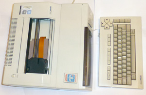 Philips Magnavox Videowriter Word Processor PF7715BE01 вид сверху без крышки принтера