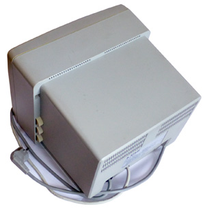 Монитор Atari SM124 общий вид сзади