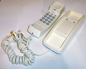 Телефон-трубка кнопочный TS2-9224 C